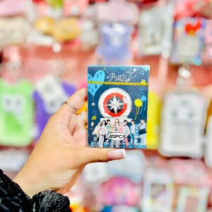 PHOTOCARD HOLOGRAFICAS K-POP 45pcs